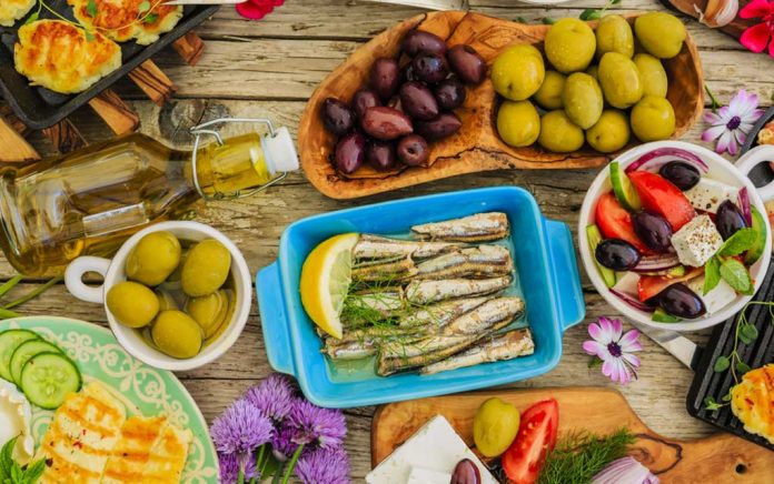 7 Ways the Mediterranean Diet Can Impact Your Gut and Health