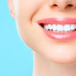 5 Ways to Whiten Your Teeth At Home