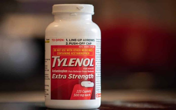 3 Tylenol Dangers and Risks You Should Know About