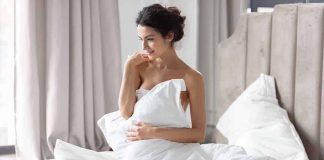 5 Things to Do (and Never) Do Naked